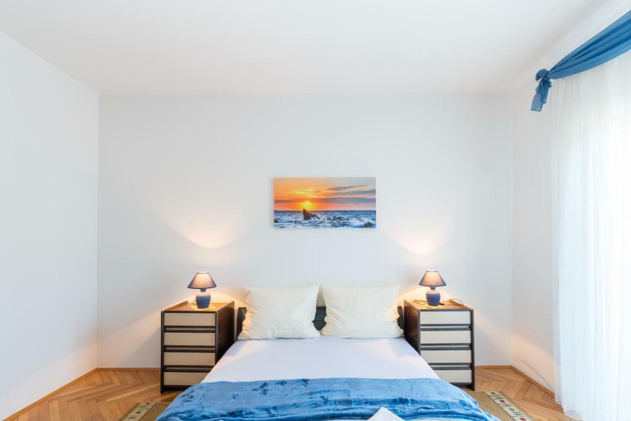 Apartments Victoria Задар Экстерьер фото