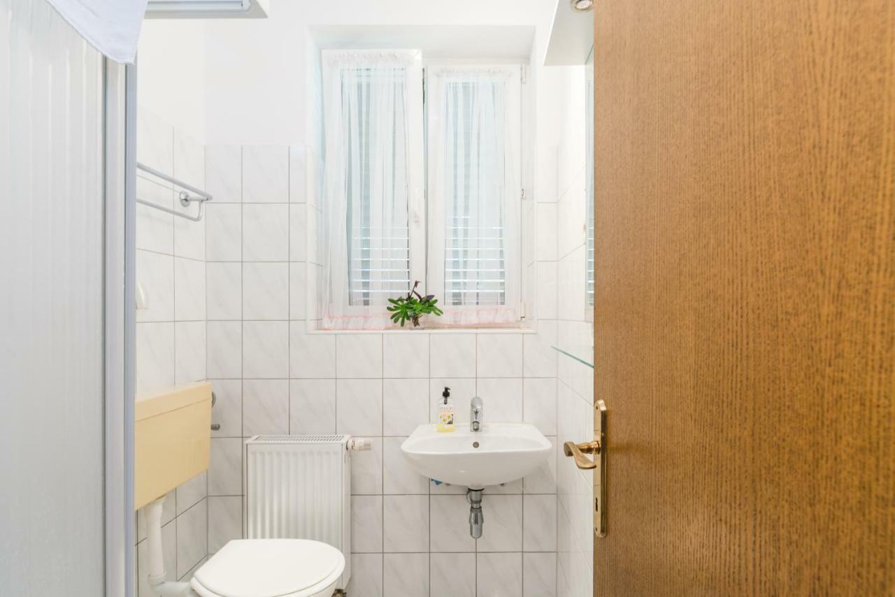 Apartments Victoria Задар Экстерьер фото