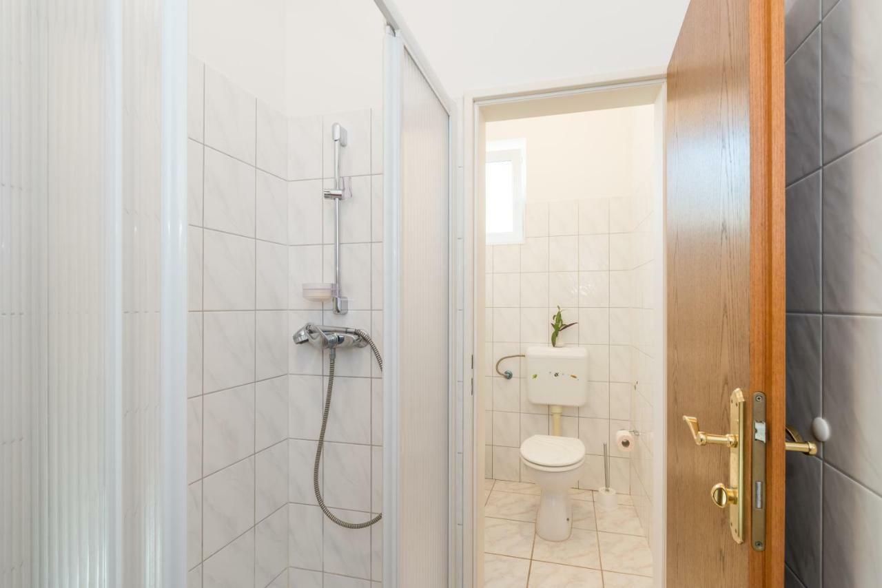 Apartments Victoria Задар Экстерьер фото