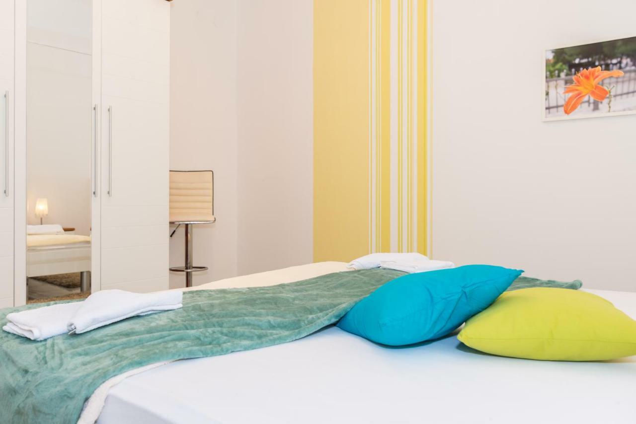 Apartments Victoria Задар Экстерьер фото